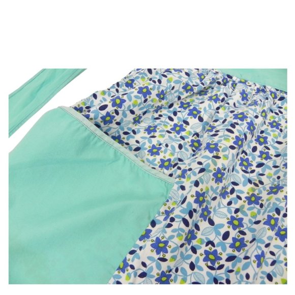 Vintage Turquoise Flower Apron - Picture 4 of 9